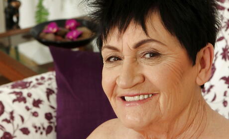 Very attractive mature Karoline in skirt exposing her butt and jerking off 