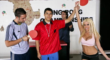 Tempting puerto rican milf Gina Lynn fucked after sucking big cock 