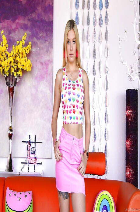 Sexy american pornstar Giselle Palmer unveils small tits and spreads her legs 