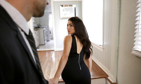 Lovely italian dark-haired bombshell Valentina Nappi rammed in her hairy pussy after hot cock suck 