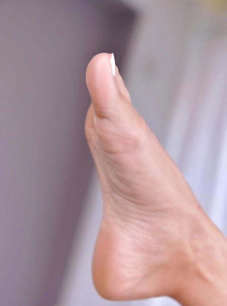 Sexy hungarian blonde teen Candee Licious in sexy panties loves some hot foot fetish 