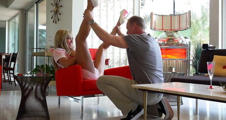 Deluxe american blonde wife Sandra Otterson sucks on dick and takes a cum shot in mouth 