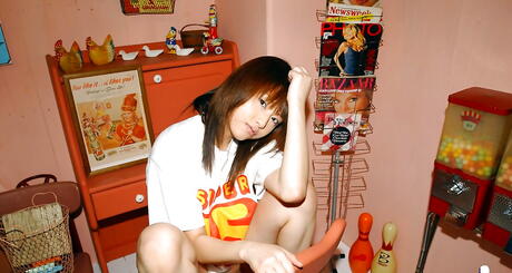 Sylphlike japanese teen Akiho Yoshizawa in undies in nasty foot fetish 