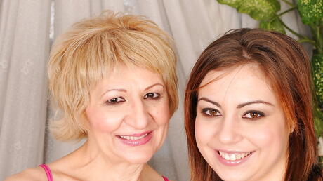 Gracile girls Andi and Kati Bell licking hot pussies during hot lesbian sex 