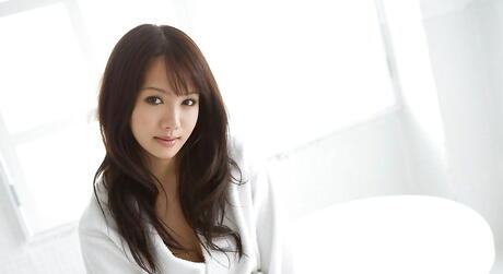 Sexy japanese hottie Mai Nadasaka shows big boobies and ass in bathroom