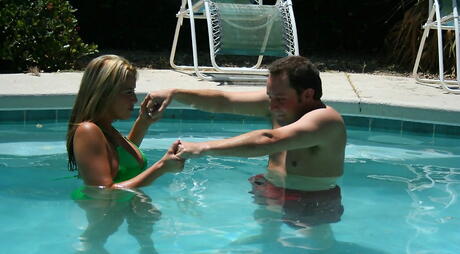 Hot milf Kelli Tyler in hot bikini fucked in her sissy after good suck near the pool