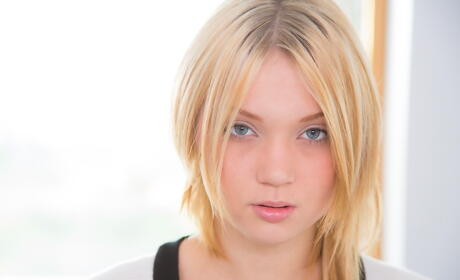 Hot american blonde teen Dakota Skye exposes small tits and ass 