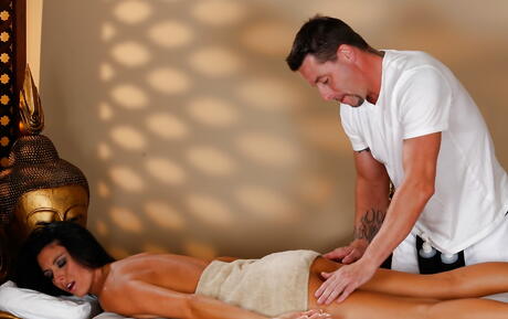 Curious american brunette milf Nikki Daniels in panties fucked after hot blowjob 