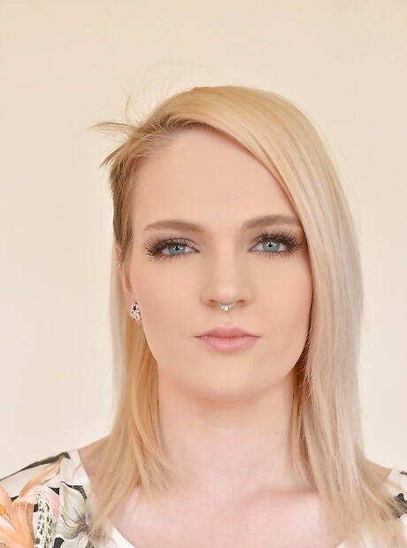 Luscious blond teen Carly Rae reveals big hooters and vagina 