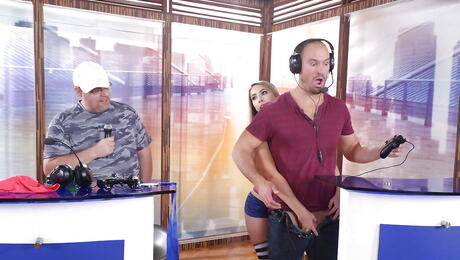 Stunning american blonde youthful Kimber Lee in hot 3some action 