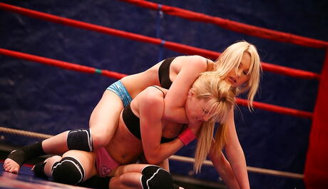 Sexy milfs Sophie Moone and Antonya in wild catfight 