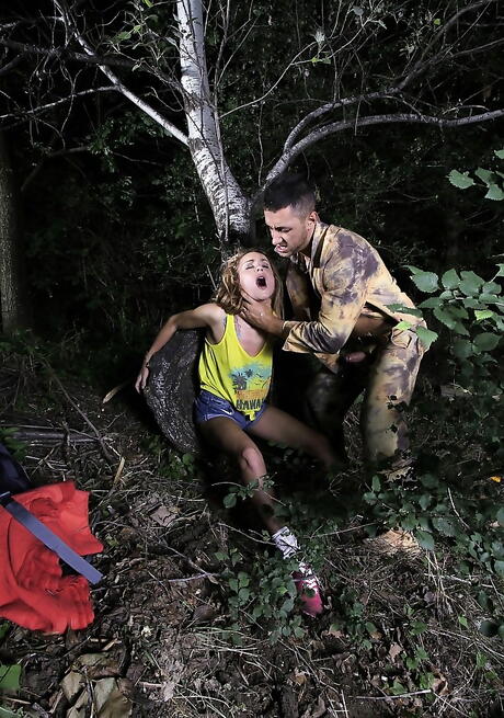 Stunning spanish Leyla Black drilled in the ass after good suck outside