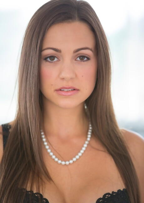 Enticing american brunette hottie Abigail Mac baring big boobies and sissy 