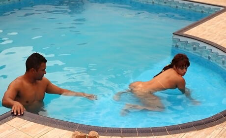 Curious latina Erica Vieira in hot bikini rammed in the ass after good suck at pool