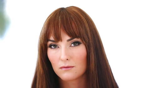 Enchanting switzerland milf Bianca Breeze denudes big knockers and butt 