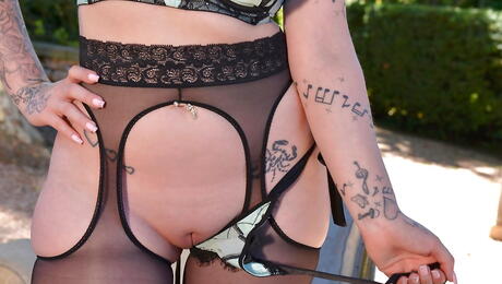 Attractive brittish dark-haired Harmony Reigns in underwear is foot fetishist outdoor