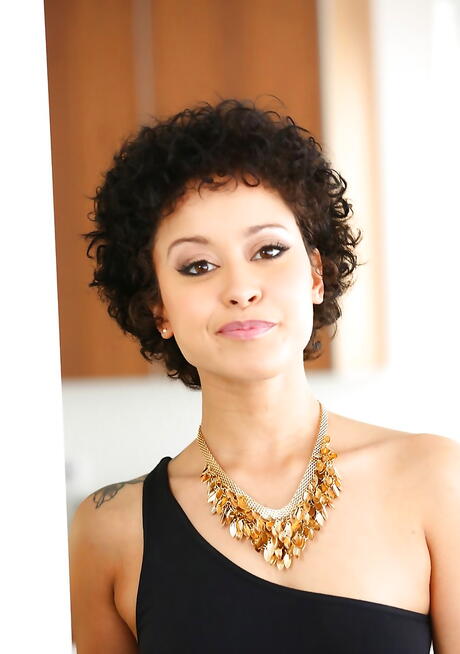 Sexy american hottie Mia Austin in sexy skirt exposing her ass and masturbating 