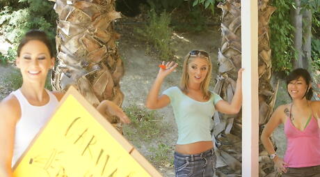 Shapely beauties Jaelyn Fox and Jessica Valentino exposing hot bodies outside