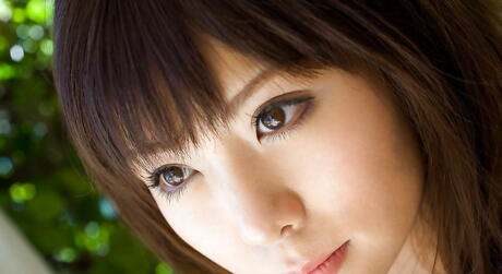 Alluring japanese babe Aya Hirai in sexy posing gallery