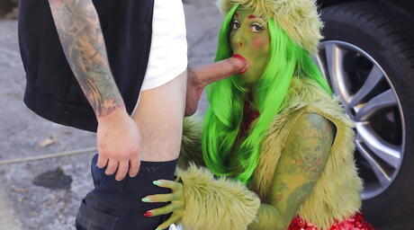 Sultry american milf Joanna Angel sucks on big shaft outside