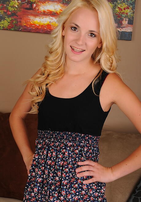 Very attractive american blond young Sara James in fancy skirt loves some hot foot fetish 