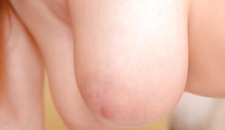 Excellent mommies Kyra Hot and Viola licking tight pussies in the hot lesbian sex 