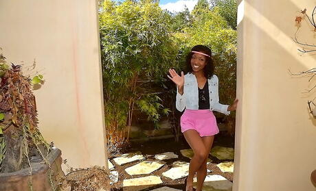 Hot american Lotus Lain in sexy glasses suck rod and fuck 