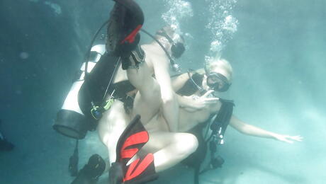 Deluxe Angelina Ashe banged hard in her cute pussy after good blowjob near the pool