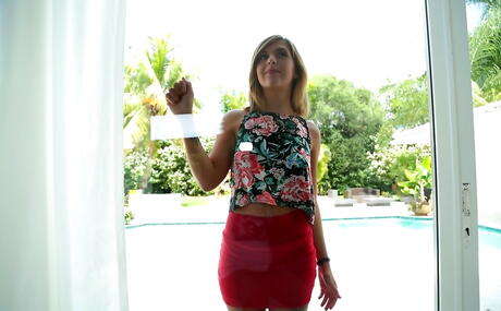 Hot american blond Kelly Greene in skirt hard fucked after sucking big cock outdoor