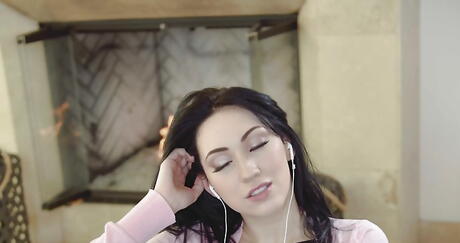 Sylphlike american youthful Aria Alexander drilled by bbc after good suck 