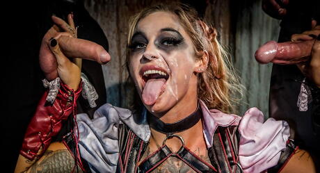 Alluring american milf Kleio Valentien in cosplay outfit enjoy amazing threesome sex scene outdoor