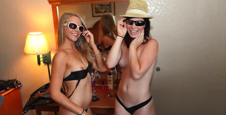 Excellent girls Aubrey James and Brittney Cruise in sexy undies licking wet pussies in the hot lesbian sex 