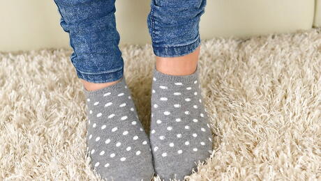 Excellent hungarian babe Onyx Viper in sexy jeans likes foot fetish 