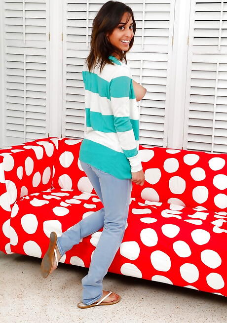 Slim israeli teen Penelope Stone in jeans exposing big boobies and masturbating 