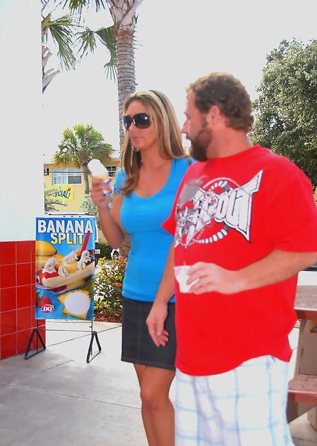 Hot milf Devon James fucked by big rod after good suck 