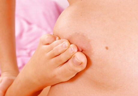 Appealing bombshells Sandra Shine and Katalin K. licking pussies and masturbating with toy 