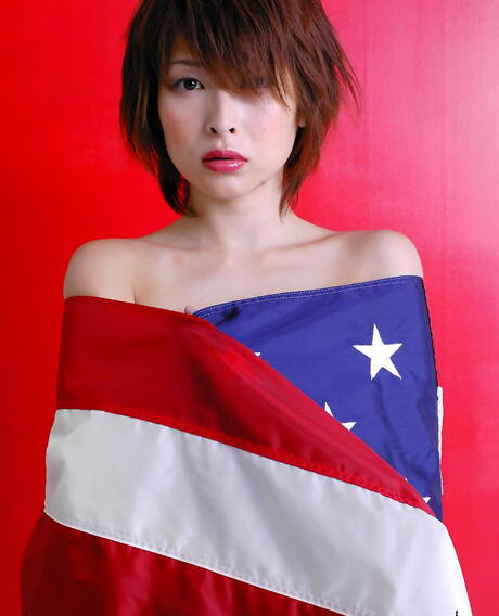 Facinating japanese cutie Nana Natsume in hot posing gallery