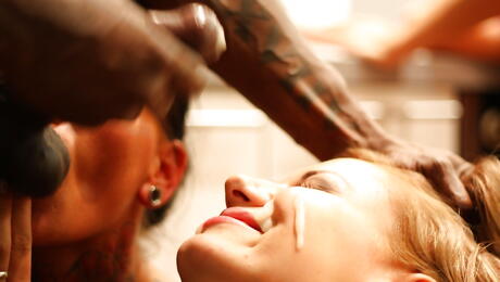 Shapely mommies Miss Doggystyle, Crystal Foxx and Kitty Core take part in interracial orgy 