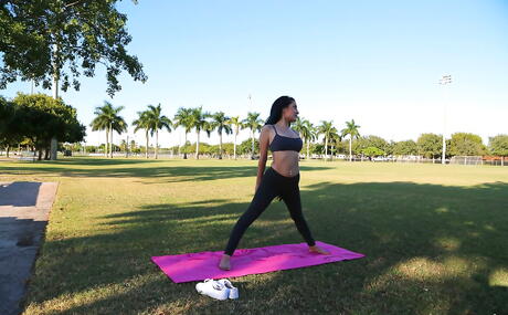 Stunning latin Aria Jade rammed by big cock after good suck outdoor