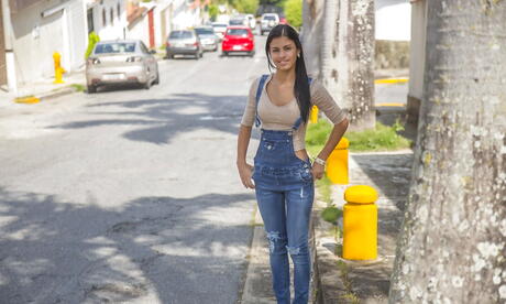 Stunning venezuelan brunette teen Denisse Gomez in hot erotic scene outdoor