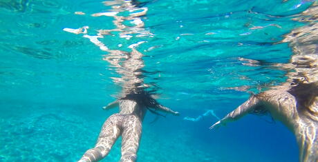 Sultry women Amirah Adara and Nia Black have some lesbian humping fun outdoor