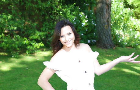 Excellent russian dark hair hottie Alysa Gap in fancy skirt reveals her ass and vagina outside