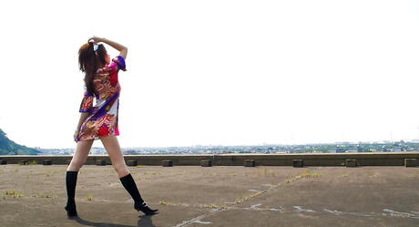 Shapely japanese teen Risa Kasumi denudes big knockers and spreads her legs 