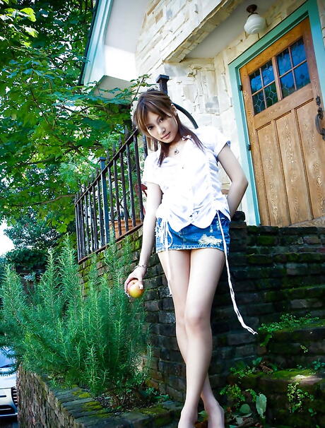 Hot japanese teen Kirara Asuka exhibits big hooters and sexy ass 