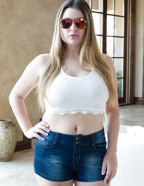 Stunning babe Danielle Delaunay in shorts makes some foot fetish 