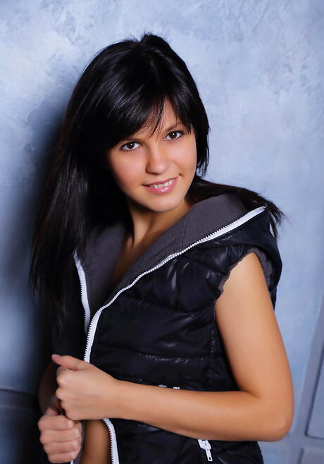 Luscious dark hair teen Zelda B in skirt exhibiting big boobs and shaved pussy 