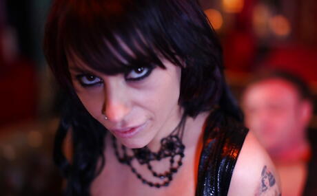 Enchanting spanish milf Gina Snake in sexy lingery in hardcore sex scene 