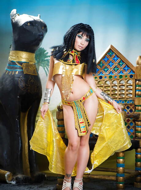 Very attractive south korean babe Rina Ellis shows her ass 