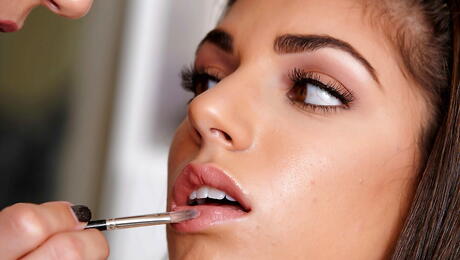 Hot mommies Darcie Dolce and Jelena Jensen licking tasty pussies and fucking with toy 