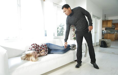 Excellent american blond bombshell Haley Reed fucked hard after sucking big black dick 